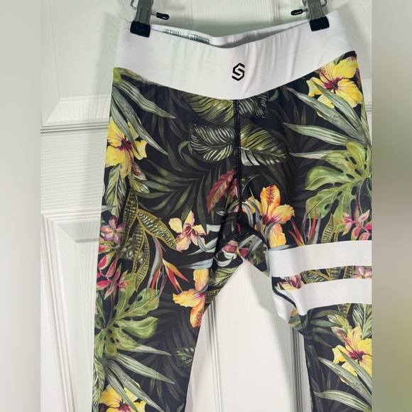 Stronger Label Vietnam Tropical Leggings Mid Rise Athletic Womens Size Small - Picture 2 of 6